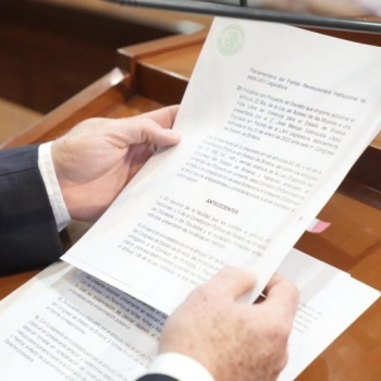 Reducción de carga horaria laboral no resolvería los problemas de fondo en la calidad de vida de los trabajadores, solo afectaría la competitividad de las empresas formales